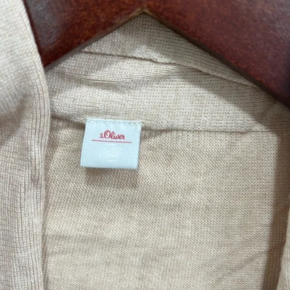 Cardigan. - Picture 4 of 7